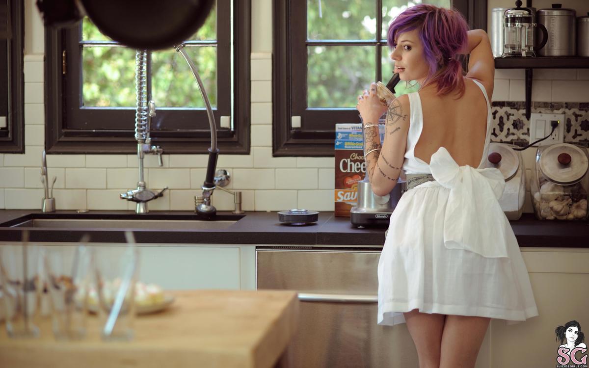 katherine-milkshakemaid-07.jpg