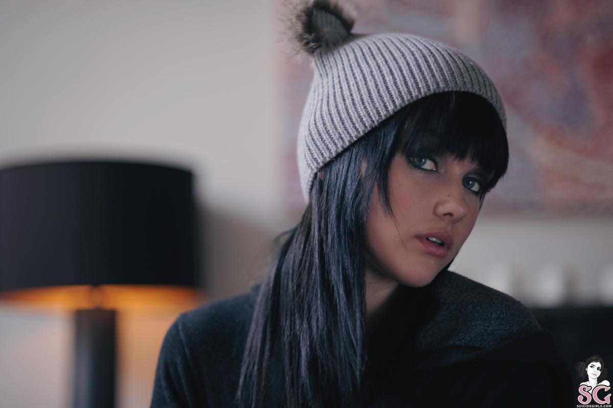 mel-darker-01.jpg