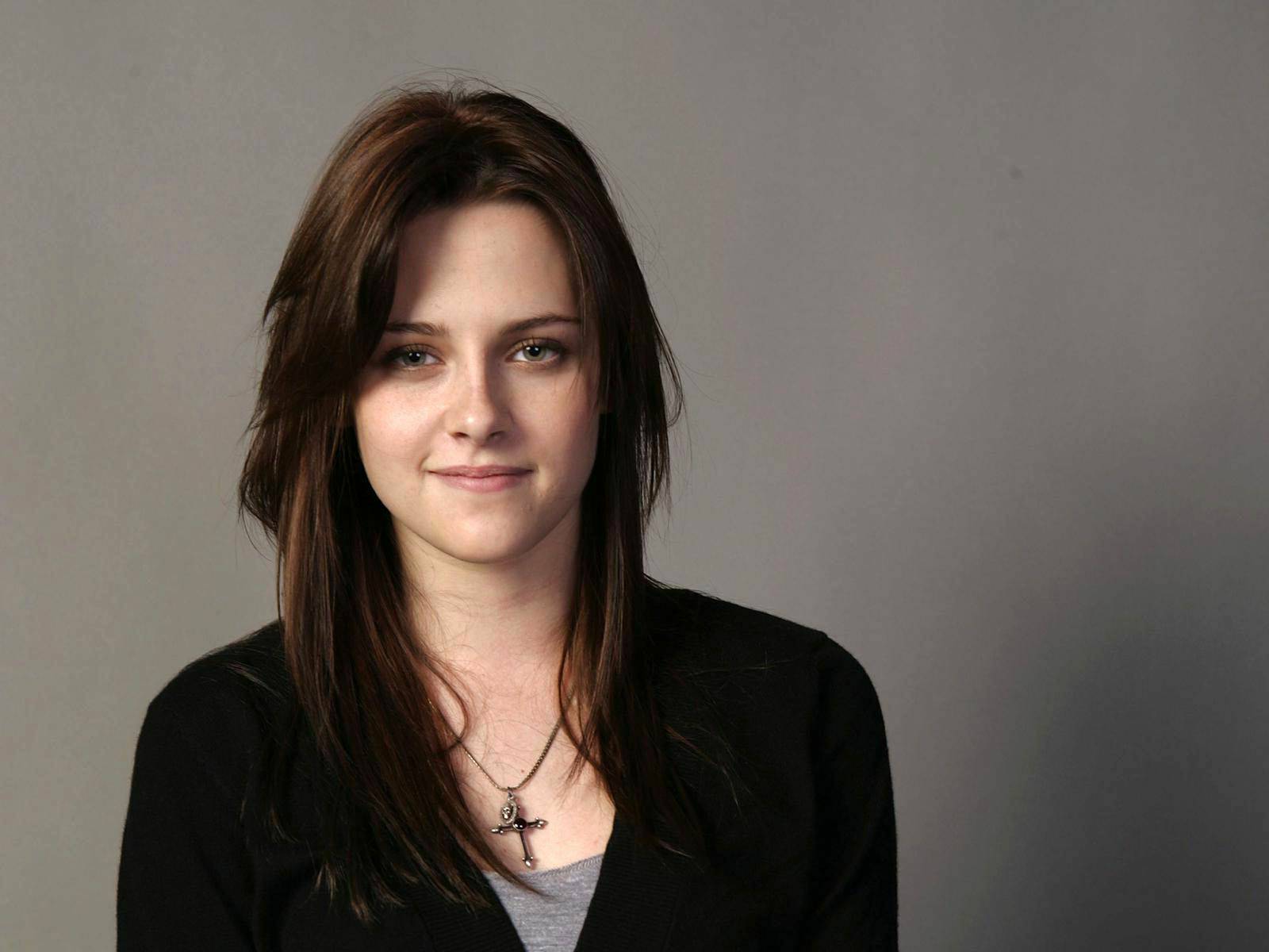 Kristen-Stewart-Net-Worth_e1.jpg