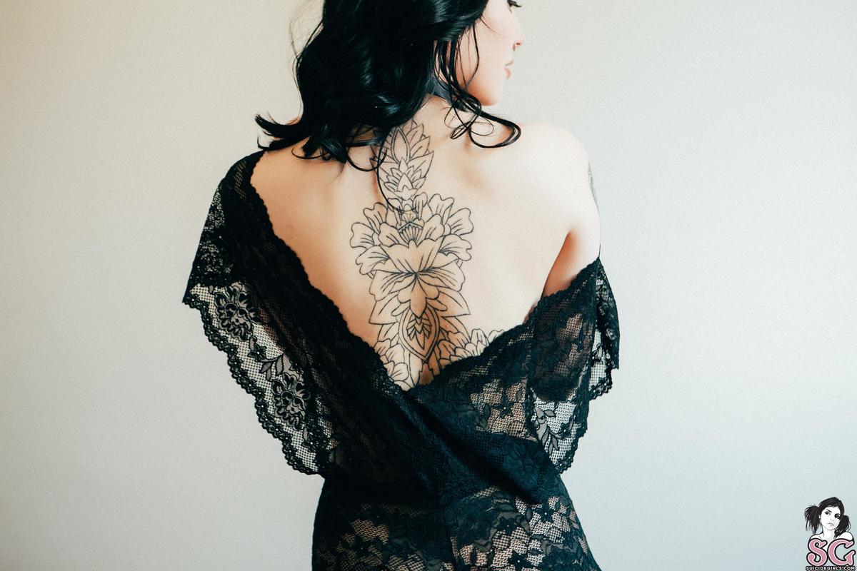 kaarla-youresodarkbabe-15.jpg