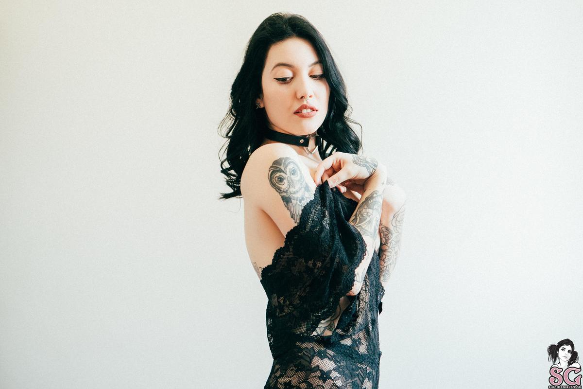 kaarla-youresodarkbabe-17.jpg