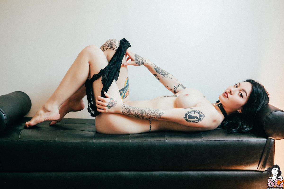 kaarla-youresodarkbabe-39.jpg