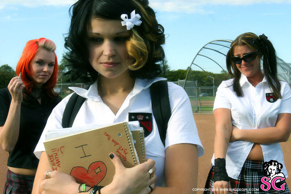 bully-schooled-05.jpg