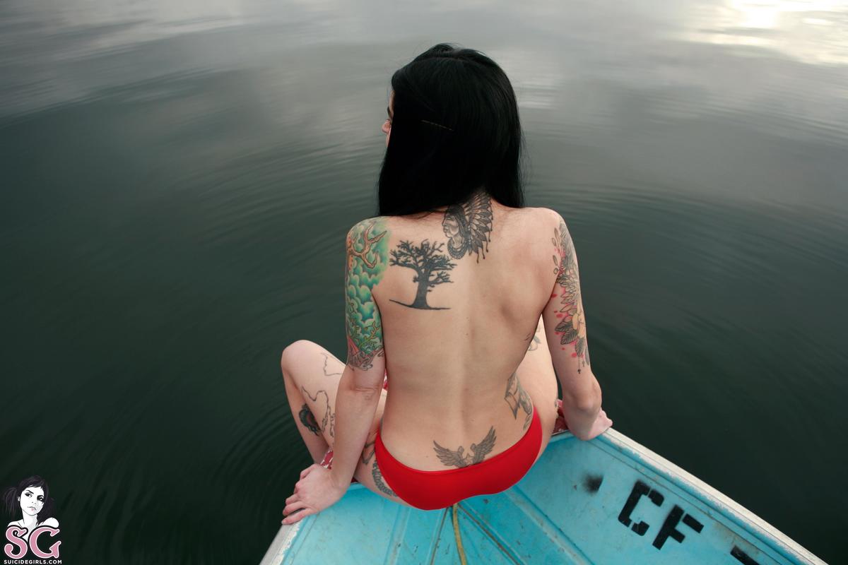 bully-motorboat-31.jpg