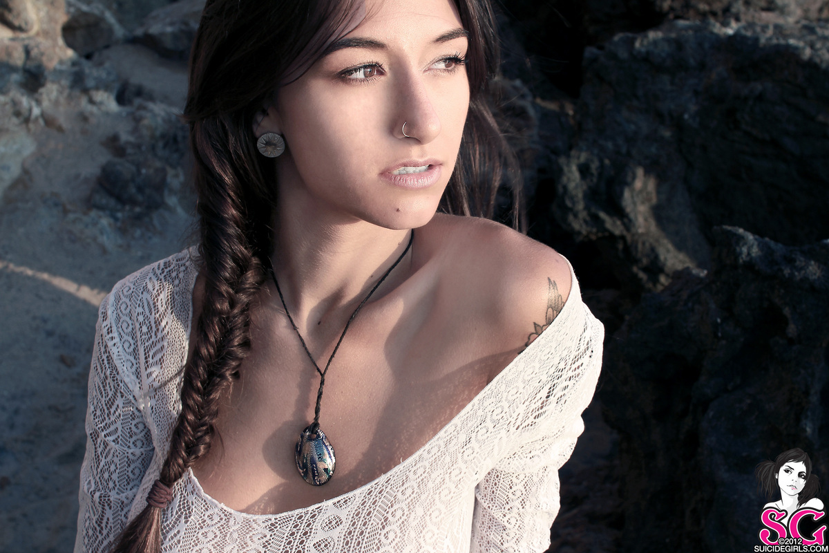 moon-siren-07.jpg