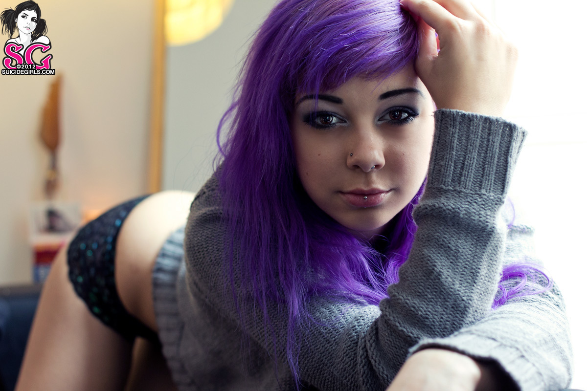 plum-violetpoison-05.jpg