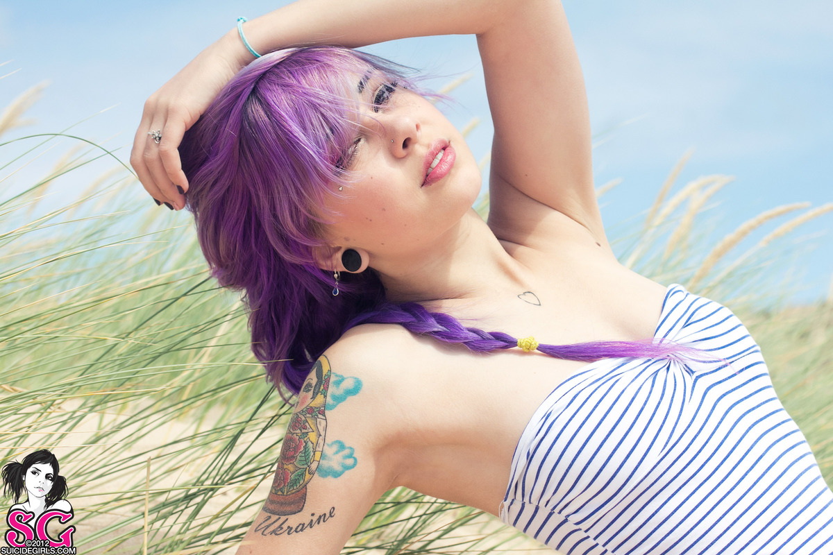 plum-lostinthewind-13.jpg