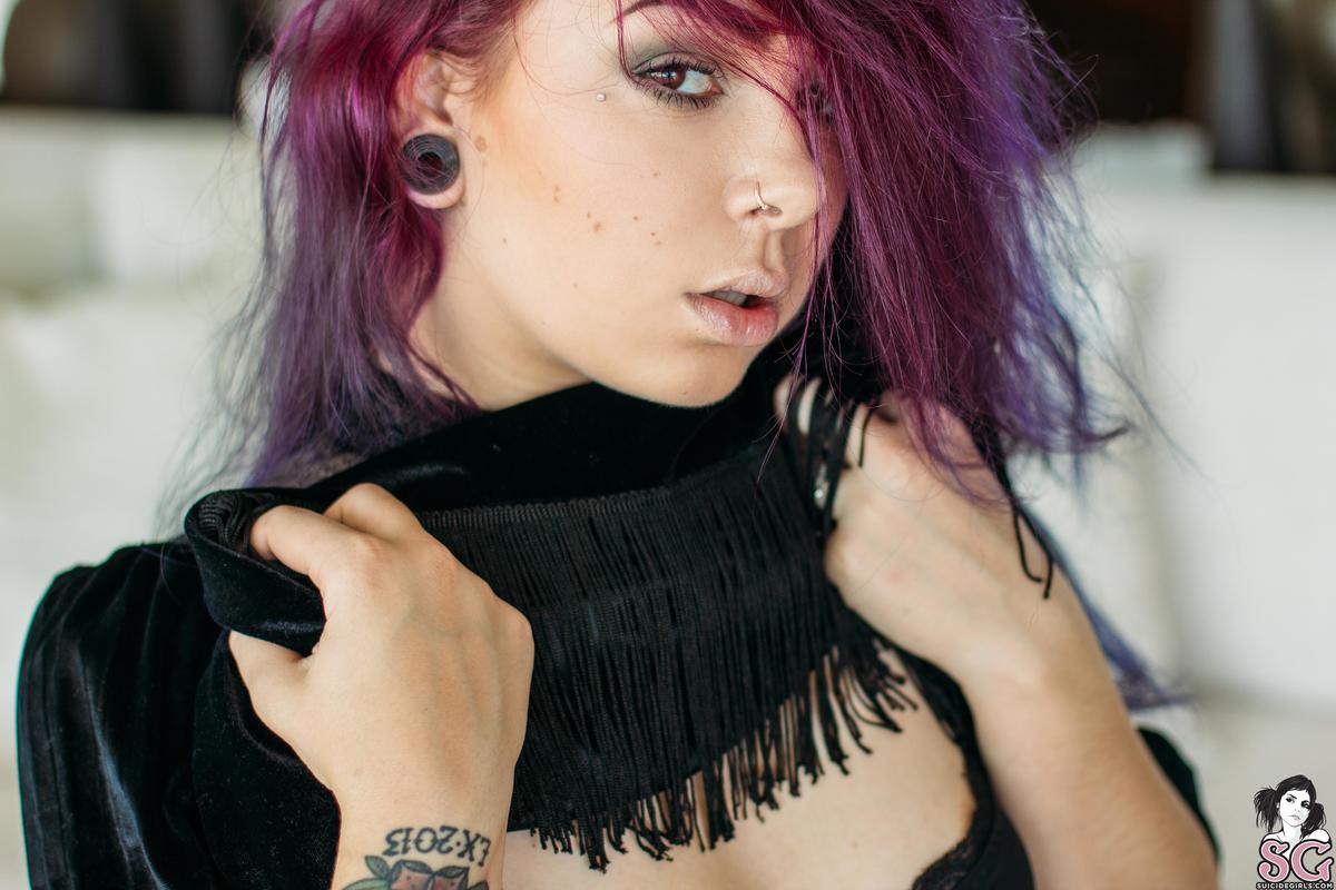 plum-gothwino-09.jpg