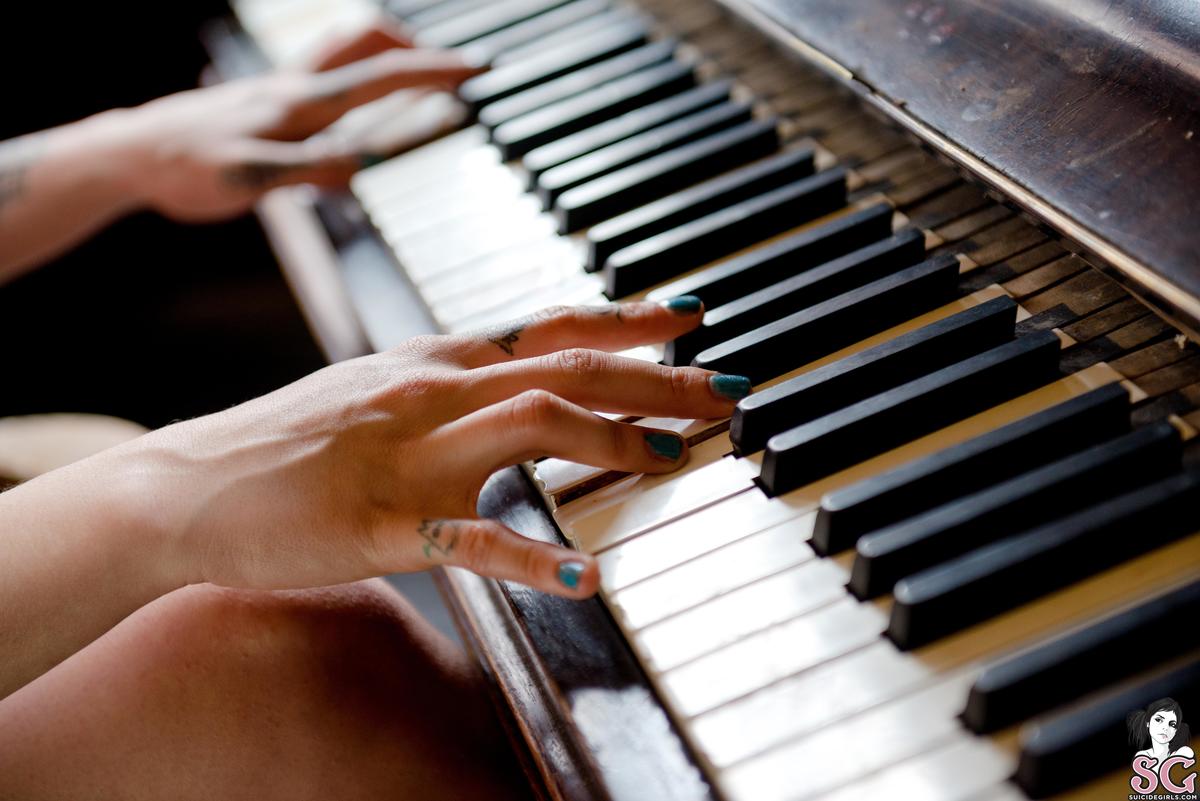 samvonduniya-pianolessons-01.jpg