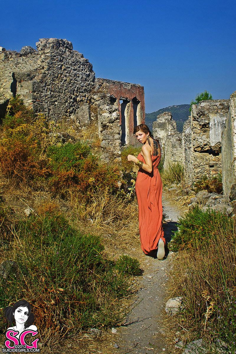 satelina-windflower-05.jpg