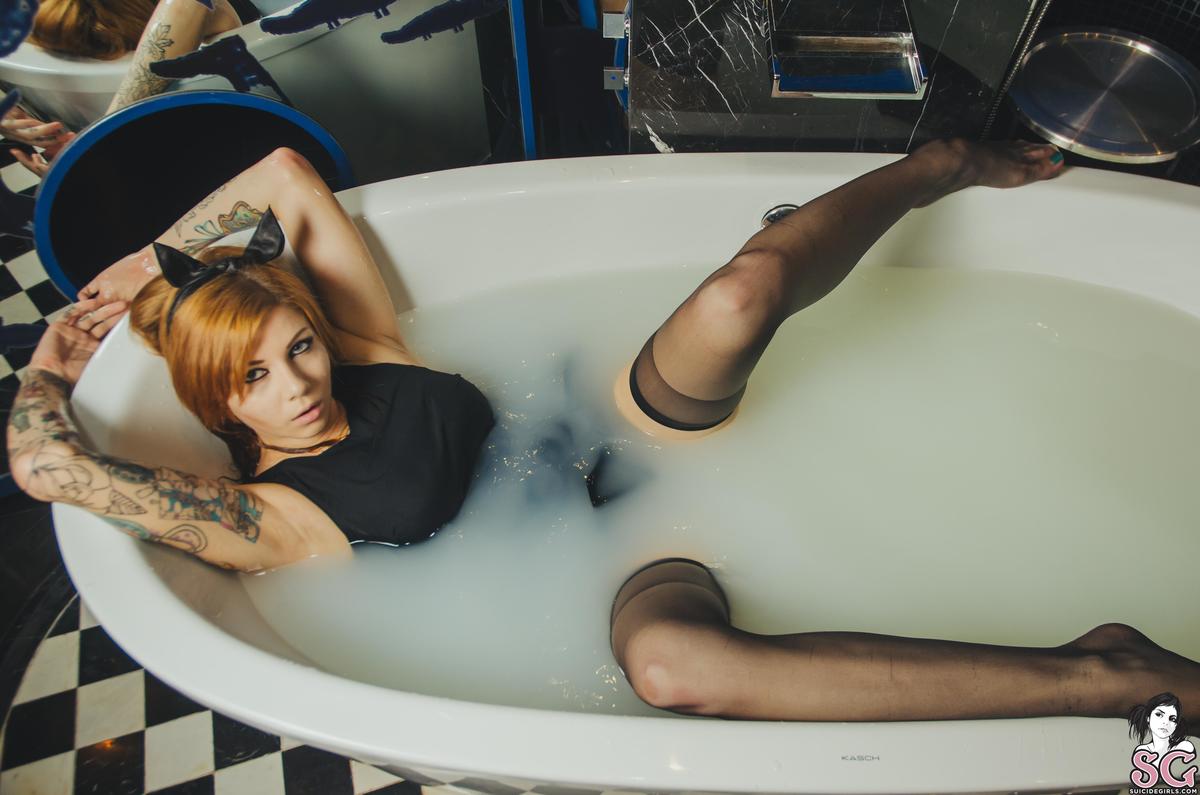 satelina-catpleasure-17.jpg