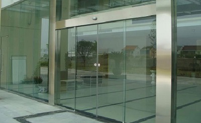 Frameless Glass Shop Fronts in Auckland at Reasonable Rates