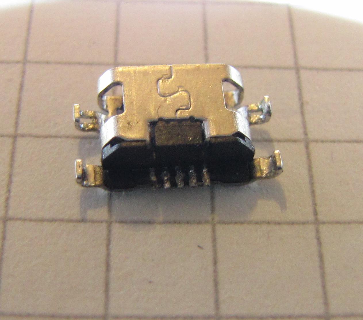Jolla Tablet microusb connector