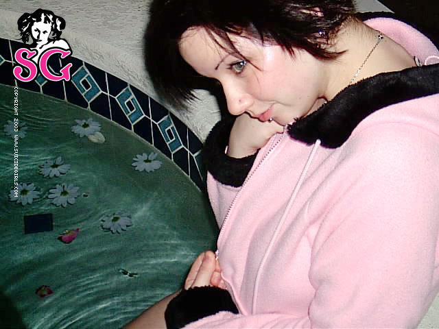 quinne-blossomwater-09.jpg