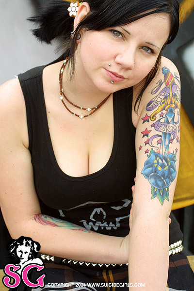 quinne-inthesun-01.jpg