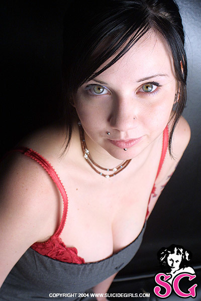quinne-greydress-01.jpg