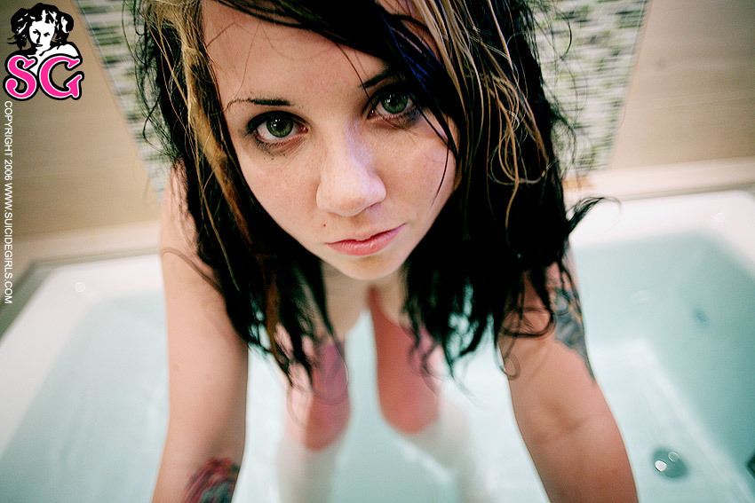 quinne-drenched-19.jpg