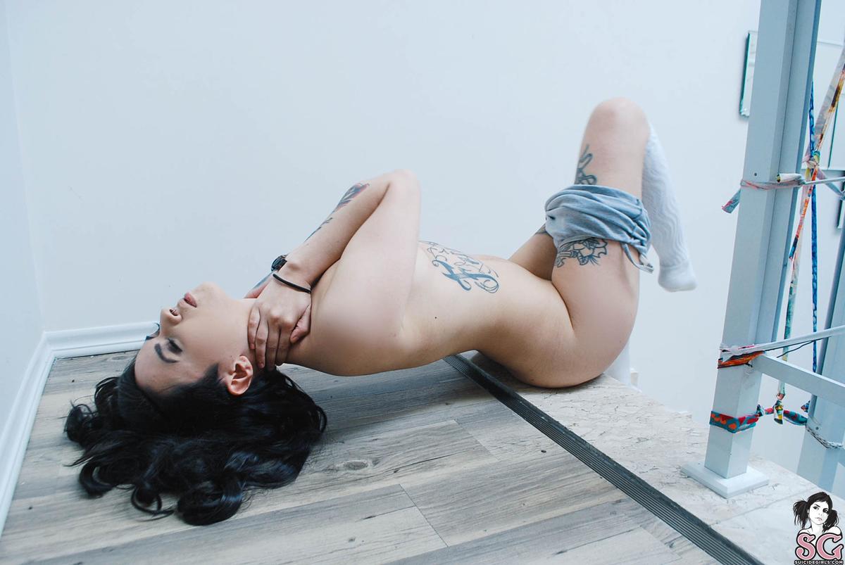 pisces-alittlebitdangerous-35.jpg