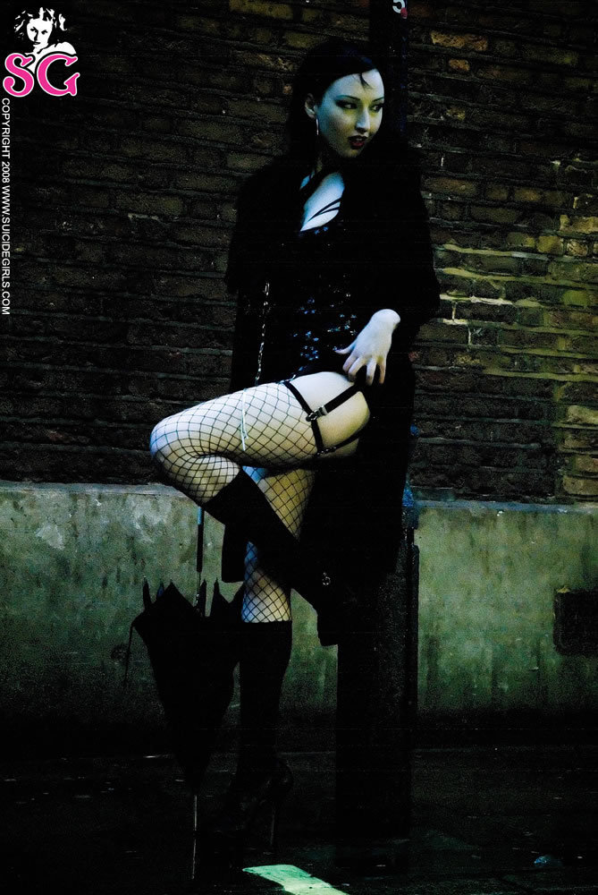 manko-goodfordirtywomen-07.jpg