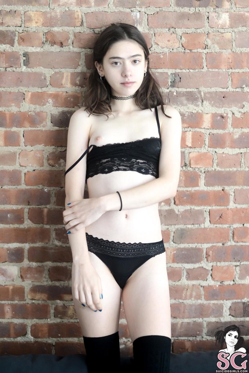 babylilz-gothnextdoor-19.jpg