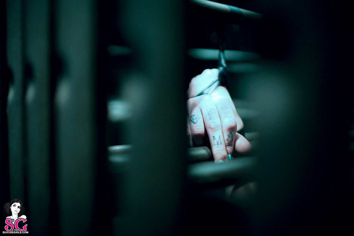 radeo-prisoner-01.jpg