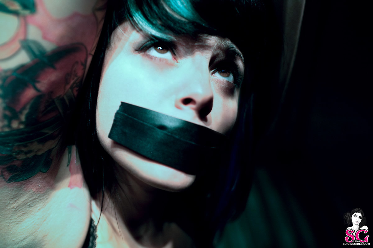radeo-prisoner-03.jpg