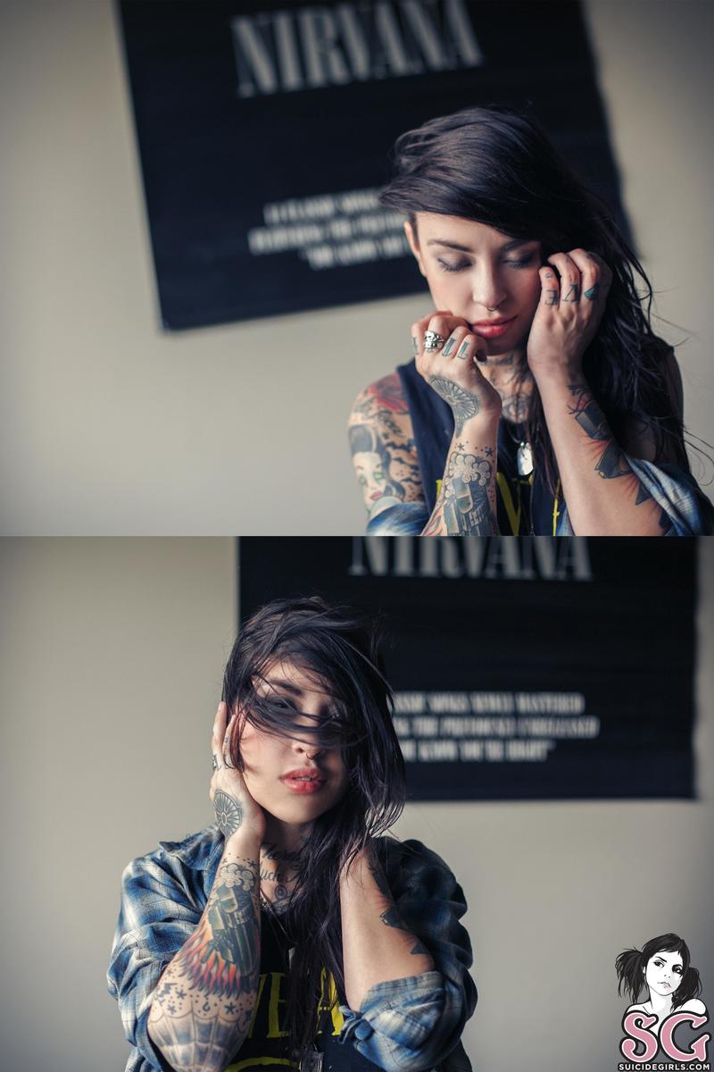 carrina-thesunisgone-07.jpg