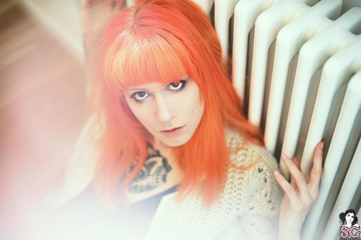betti-thinkingaboutyou-05.jpg