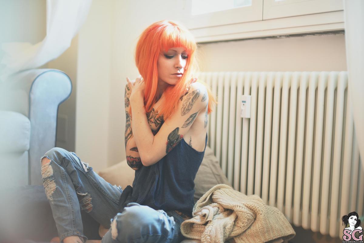 betti-thinkingaboutyou-09.jpg