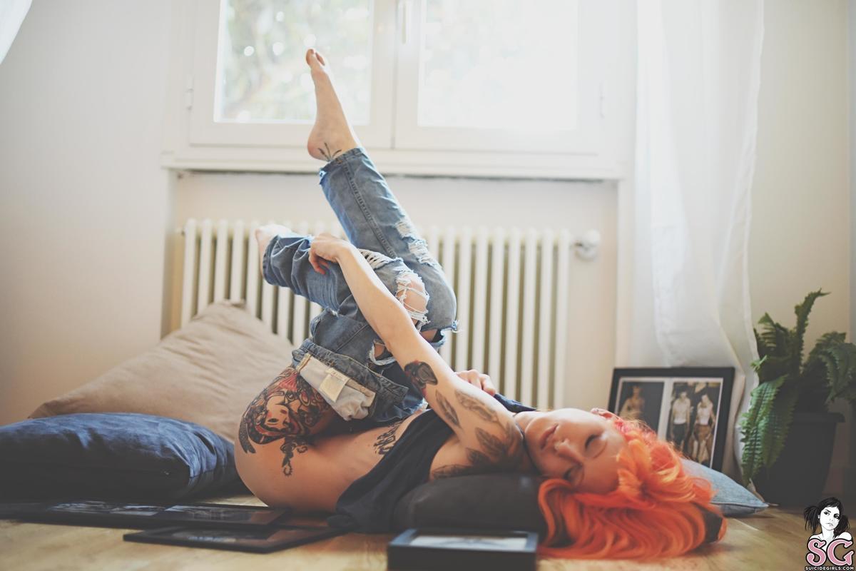 betti-thinkingaboutyou-19.jpg
