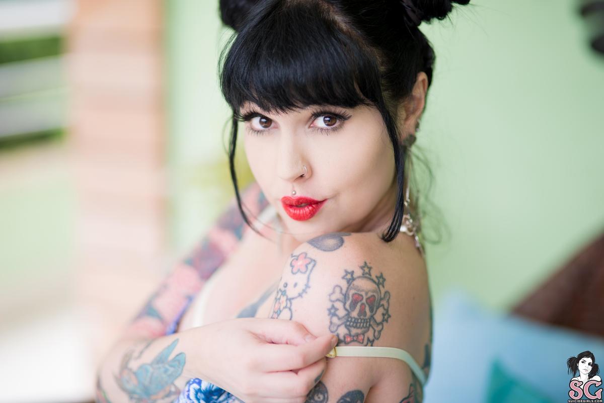 luciana-tropicalharajukuheat-07.jpg