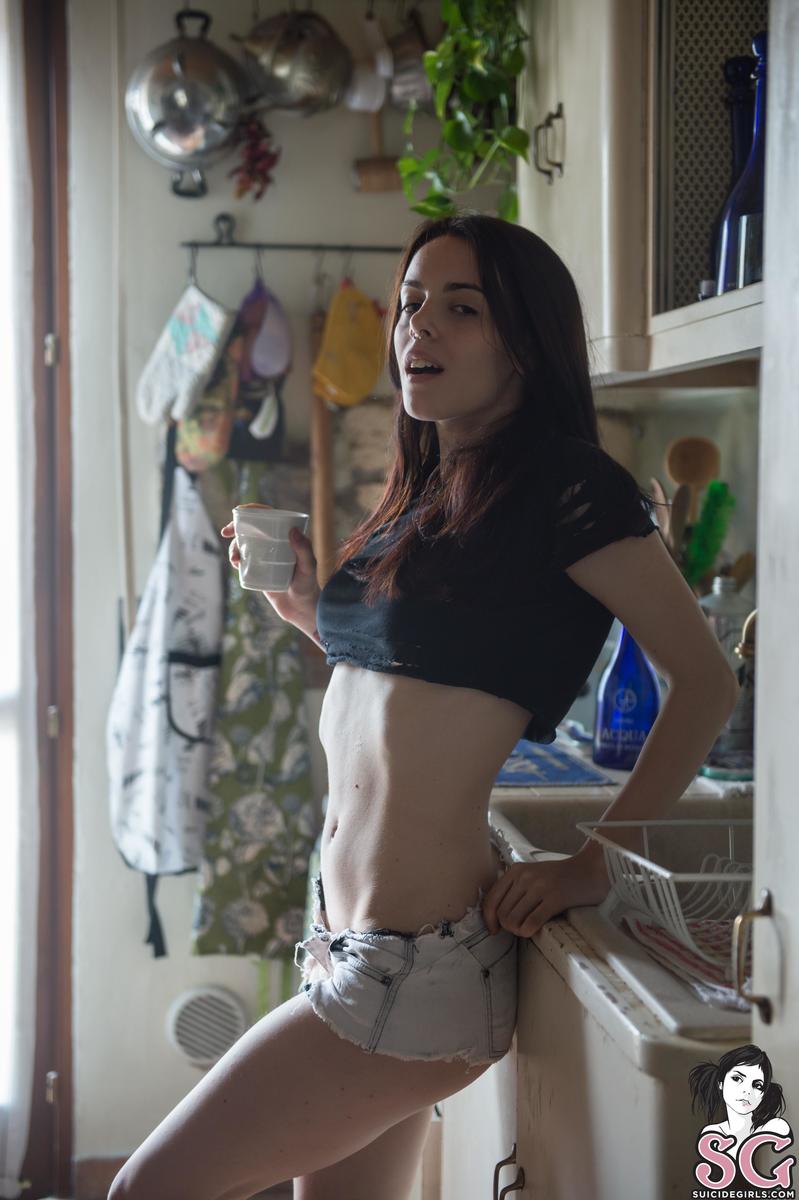 tanyabat-inthekitchen-13.jpg