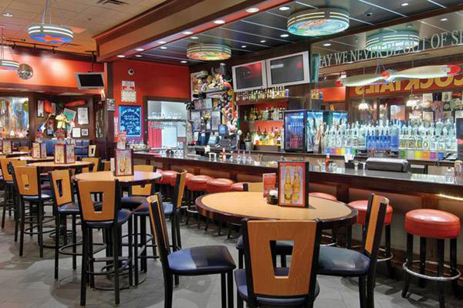 Modern-American-Restaurant-Interior-Design-with-Cool-Decor-of-T.G.I-Fridays-Las-Vegas-Main-Dining.jpg