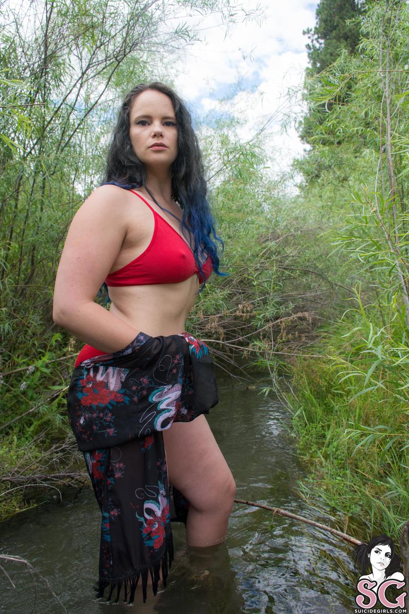 zory-danceinthestream-05.jpg