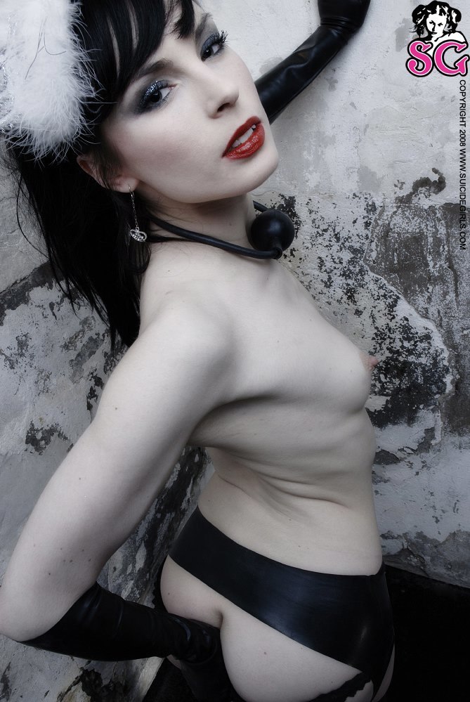 nena-fetishkitty-33.jpg