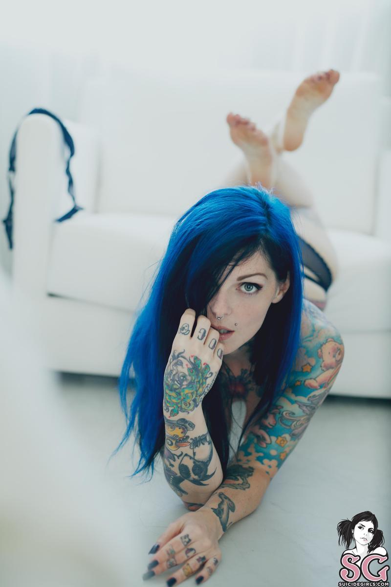 riae-blue-35.jpg