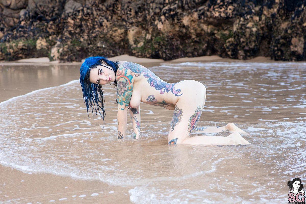 riae-risingfromthewaves-33.jpg