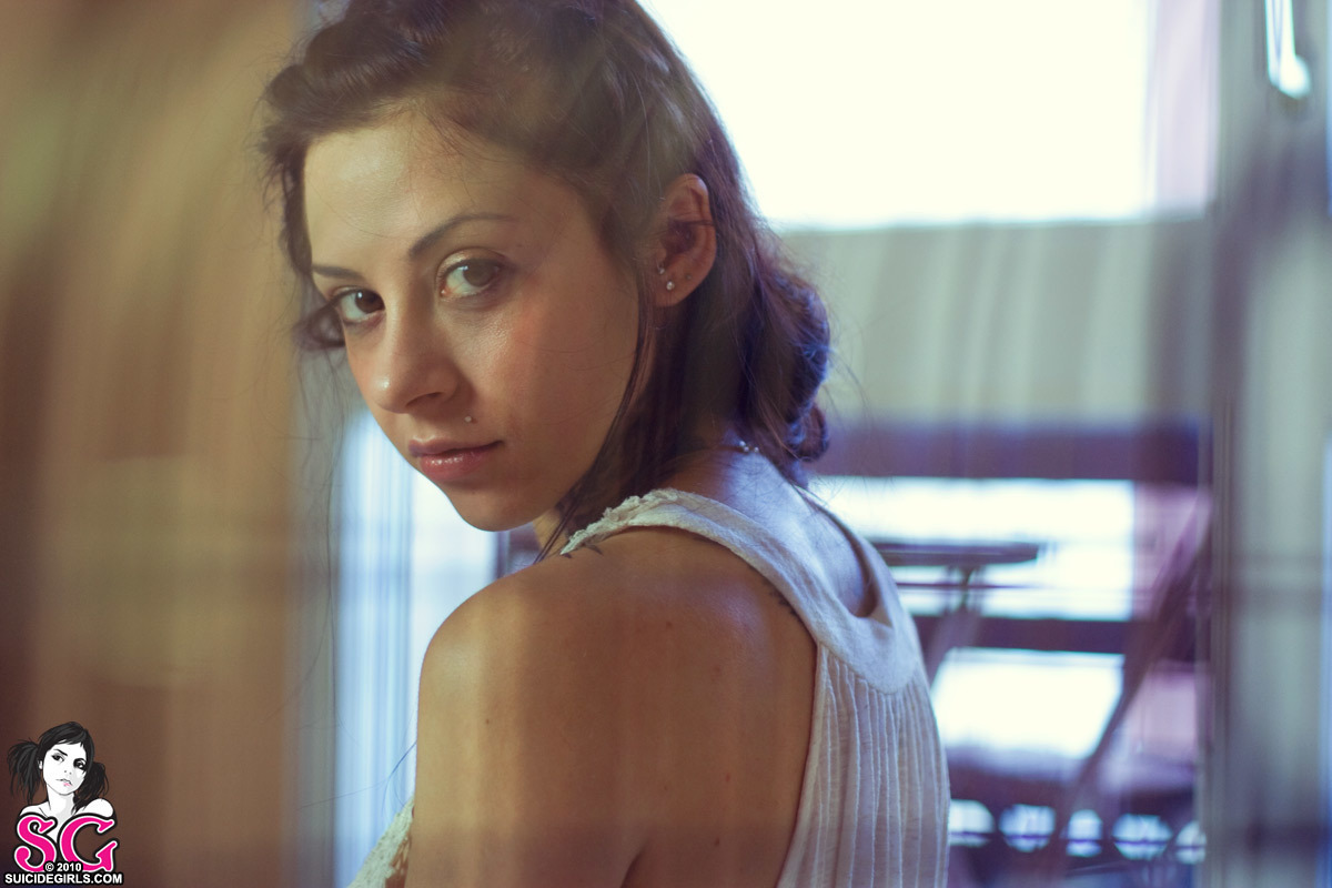 gogo-lisbongirl-05.jpg
