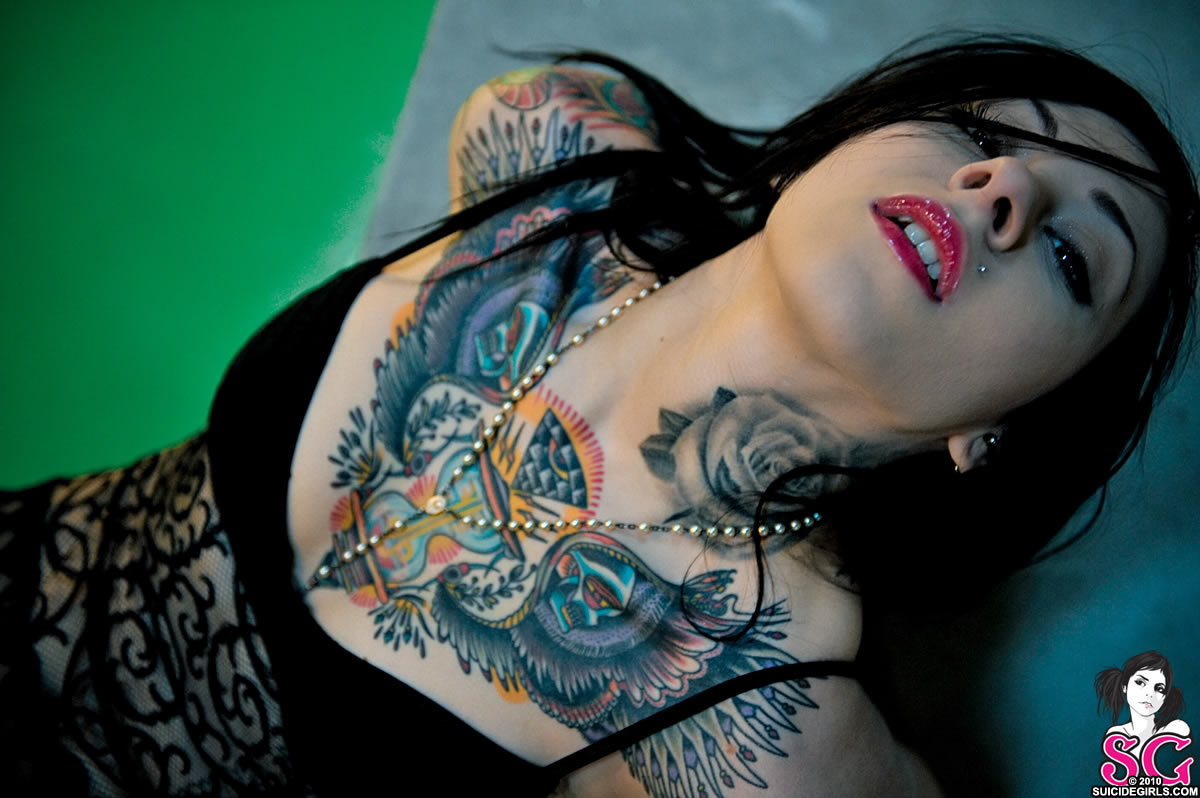 gogo-tillthesunturnsblack-03.jpg