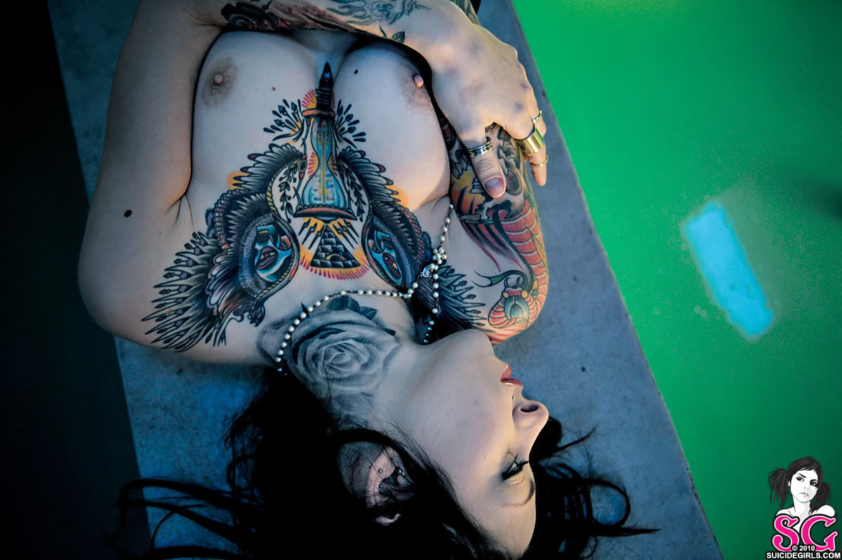 gogo-tillthesunturnsblack-23.jpg