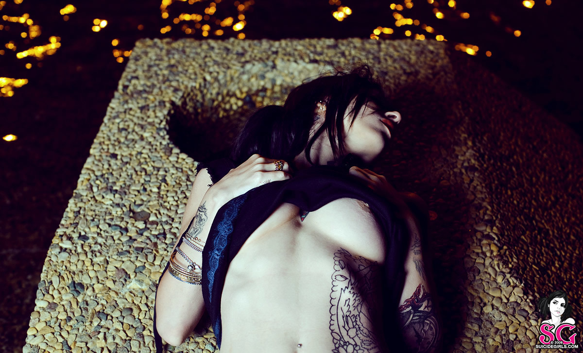 gogo-blackwatervengeance-11.jpg