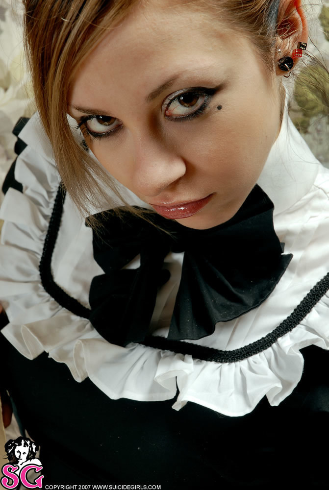 gogo-victorianmaiden-05.jpg