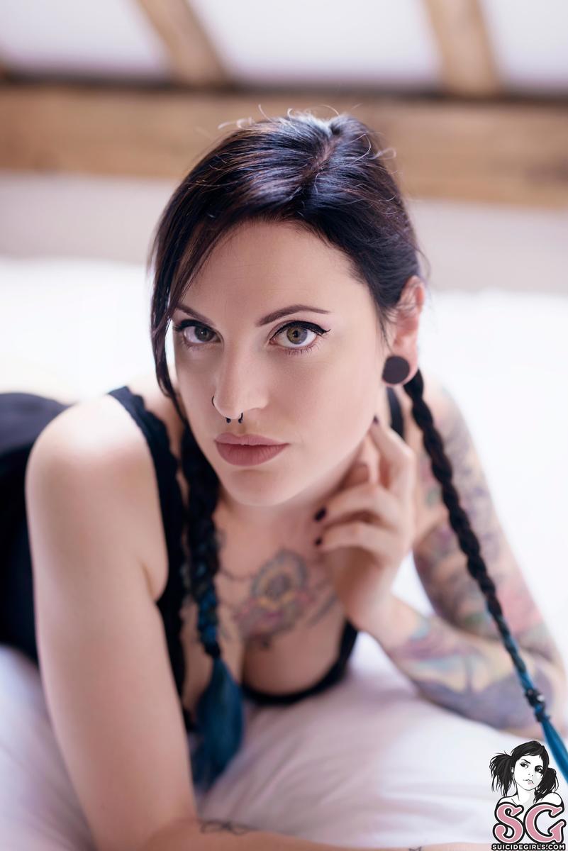 emmalou-firedesire-07.jpg