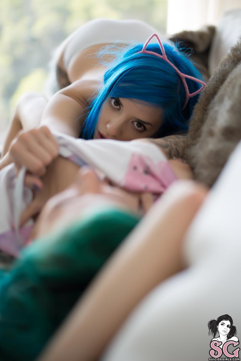 saria-smitten-23.jpg