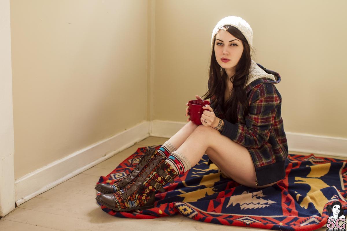 arwen-wrappedinsun-01.jpg