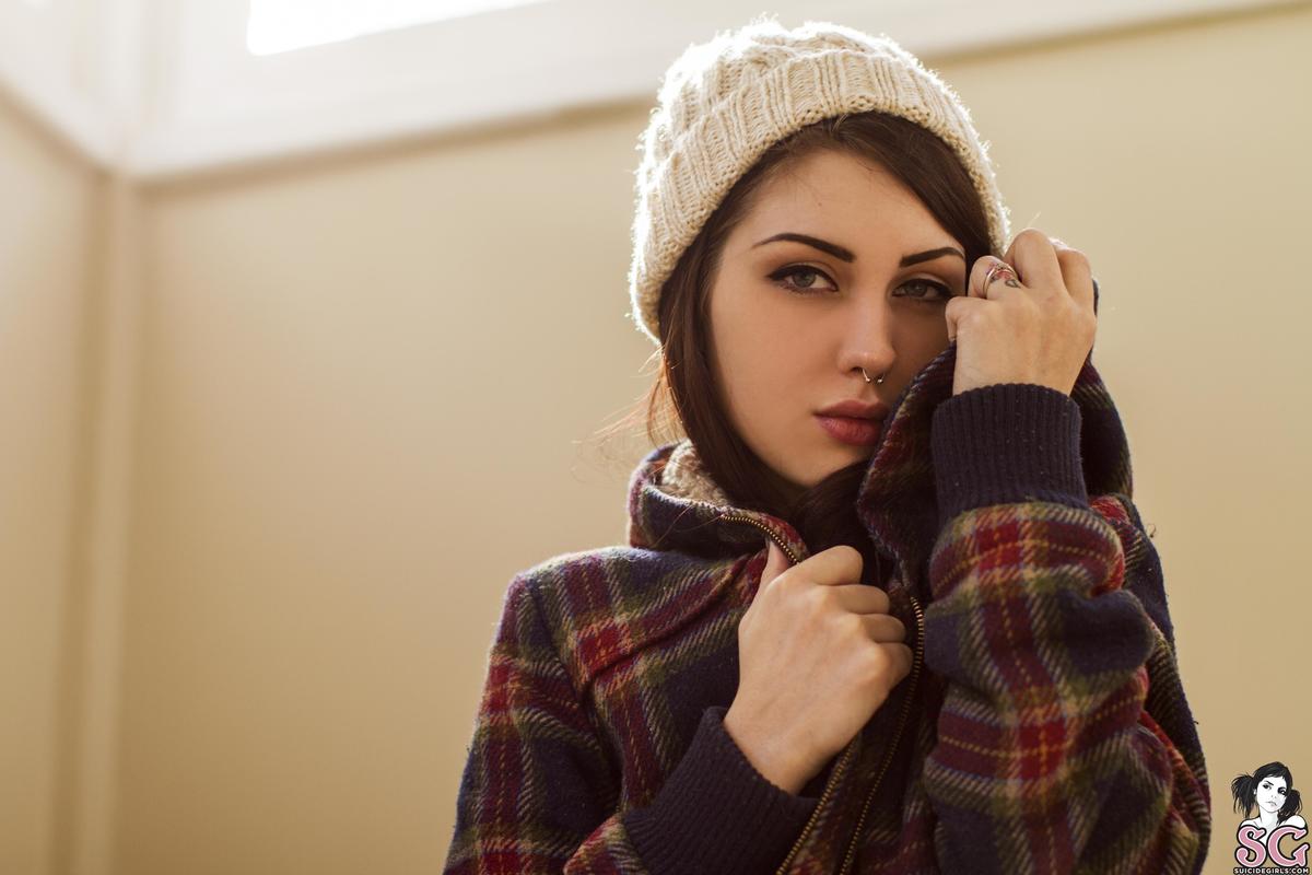 arwen-wrappedinsun-07.jpg