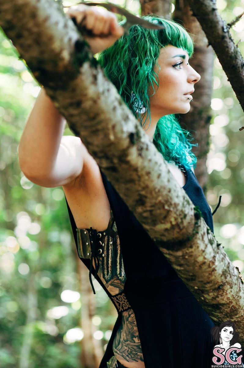 malicatsz-warriorprincessoftheforest-03.jpg
