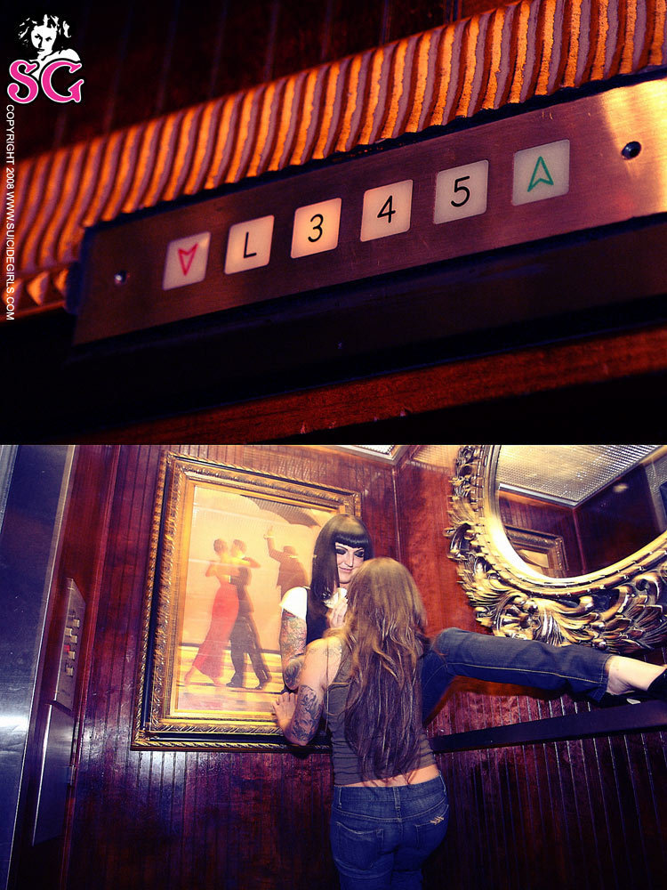 amina-lasvegasshuffle-07.jpg