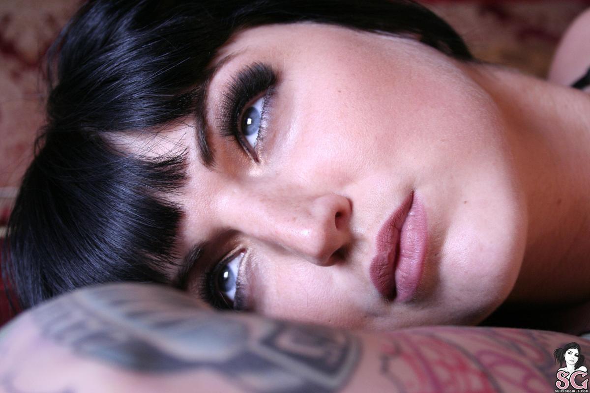 amberlynn-whatafoolbelieves-03.jpg