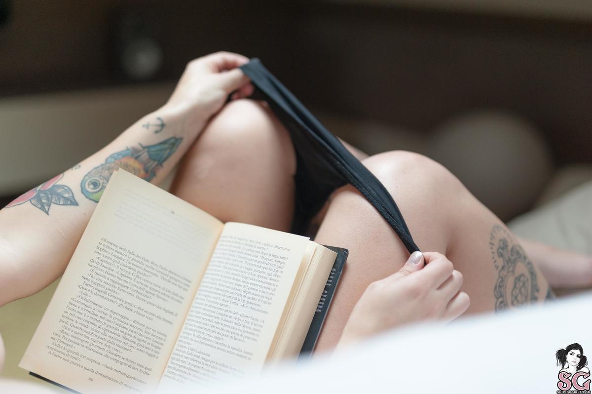 venisons-readingabook-23.jpg